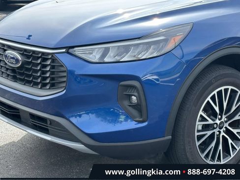 Used 2023 Ford Escape SE FWD image 6
