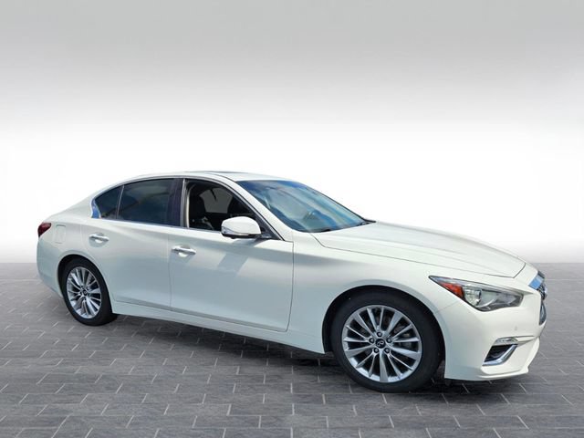 Used 2021 INFINITI Q50 Luxe RWD image 3