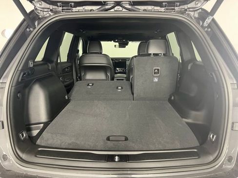 New 2025 Jeep Grand Cherokee Laredo image 27