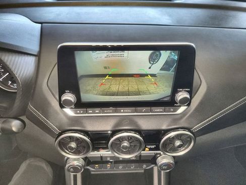 Used 2023 Nissan Sentra SV FWD image 17