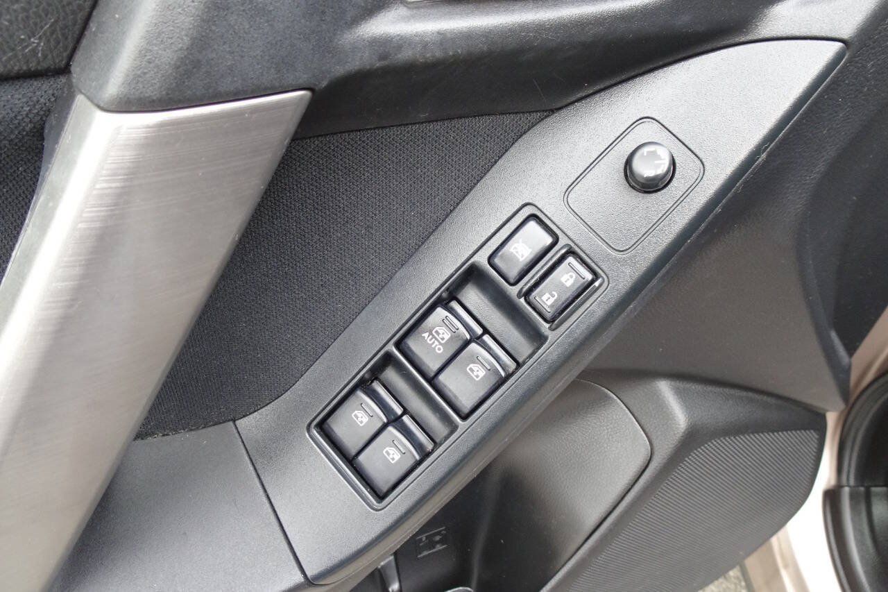 Used 2015 Subaru Forester 2.5i Premium AWD/4WD image 12