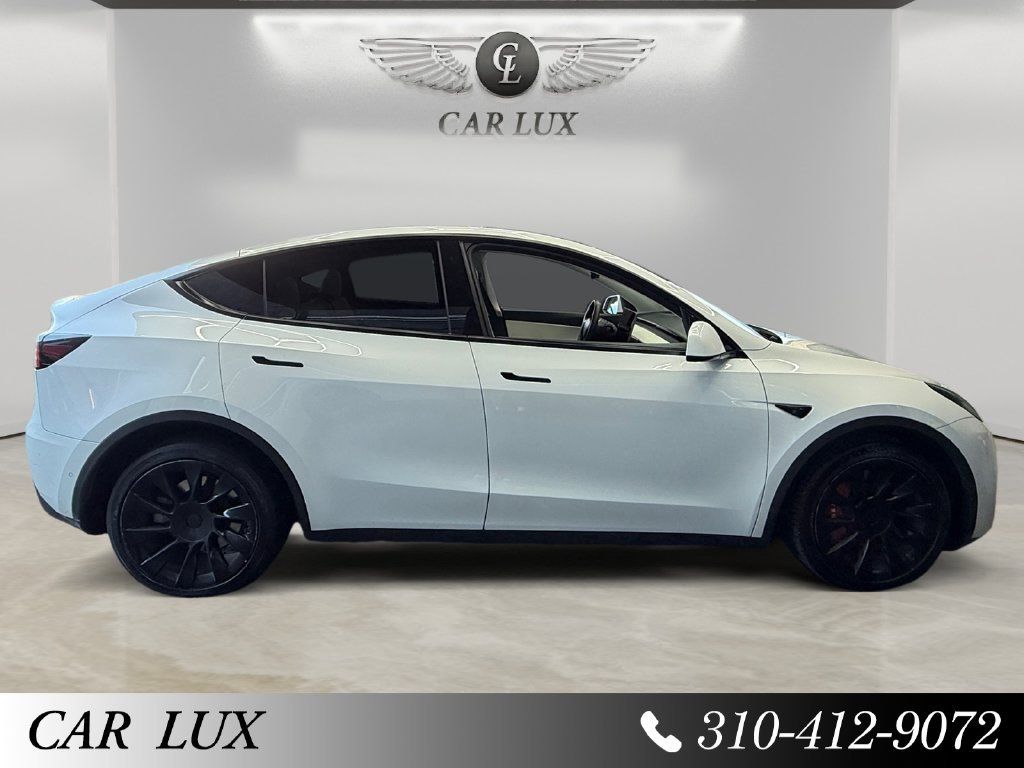 Used 2022 Tesla Model Y Long Range AWD/4WD image 6