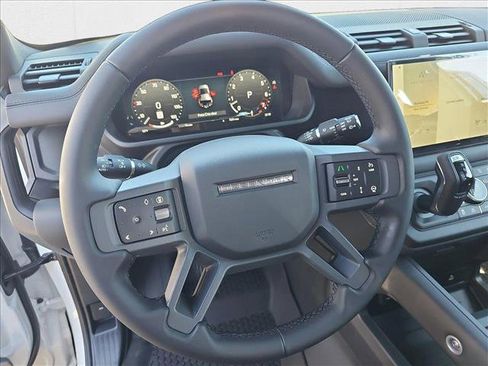 New 2025 Land Rover Defender 110 X-Dynamic SE image 20