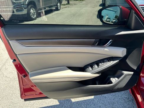 Used 2020 Honda Accord LX image 10