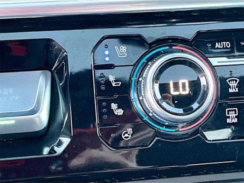 Used 2023 GMC Sierra 1500 Denali w/ Technology Package image 21