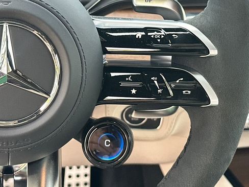 New 2025 Mercedes-Benz GLS 63 AMG 4MATIC image 28