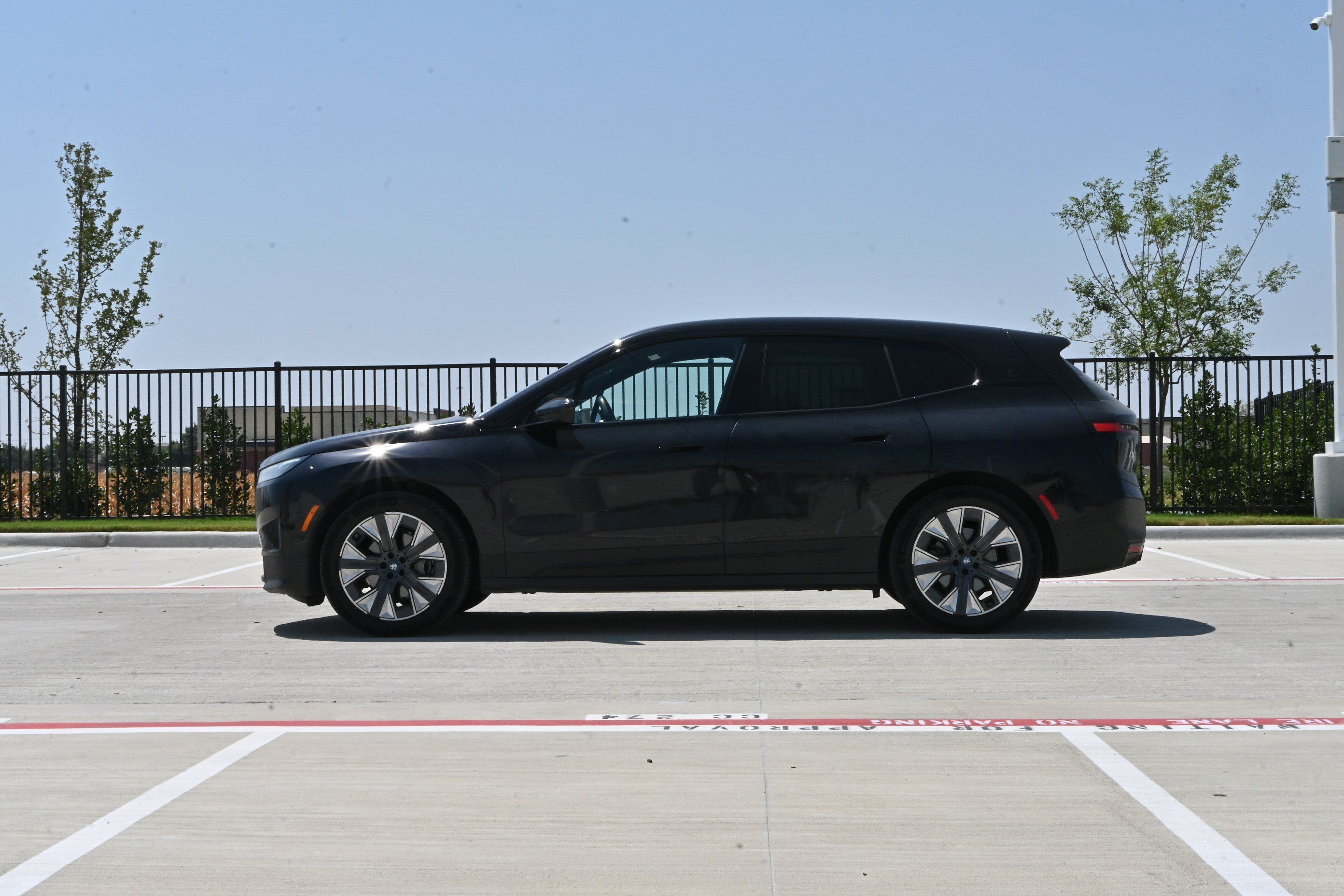 Certified 2024 BMW iX xDrive50 AWD/4WD image 6