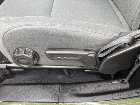 Used 2024 Jeep Wrangler Sport AWD/4WD image 22