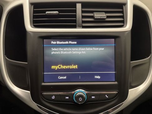 Used 2018 Chevrolet Sonic LS FWD image 19