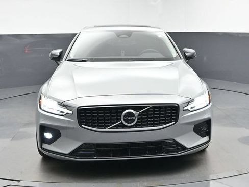 Used 2025 Volvo S60 B5 Plus FWD image 2
