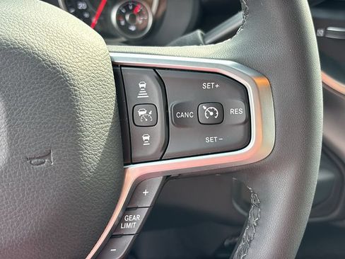 Used 2025 RAM 2500 Big Horn AWD/4WD image 19