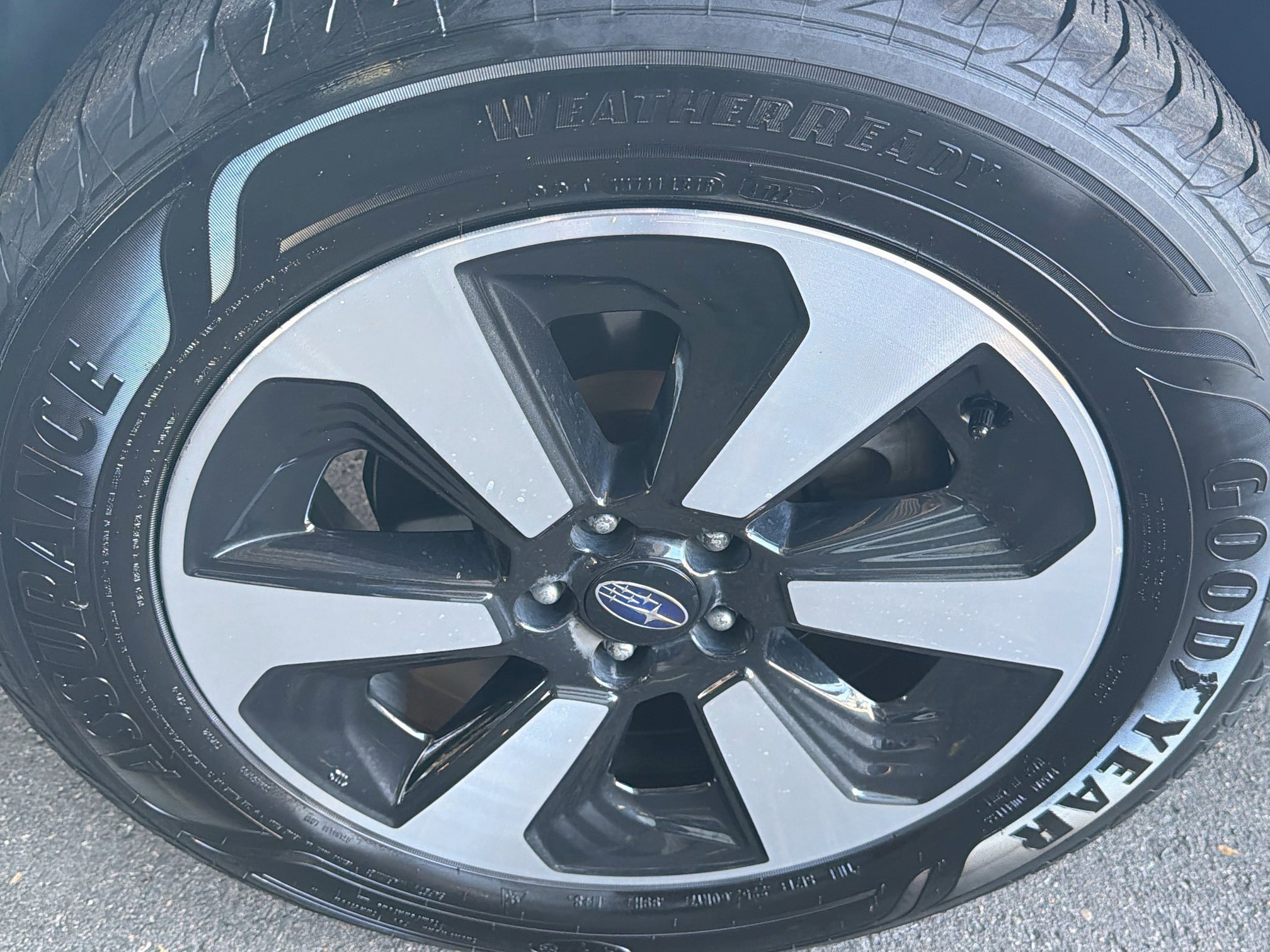 Used 2018 Subaru Forester 2.5i Limited AWD/4WD image 11