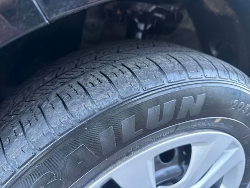 Used 2023 Kia Soul LX image 27