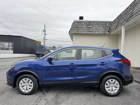 Used 2019 Nissan Rogue Sport S image 5