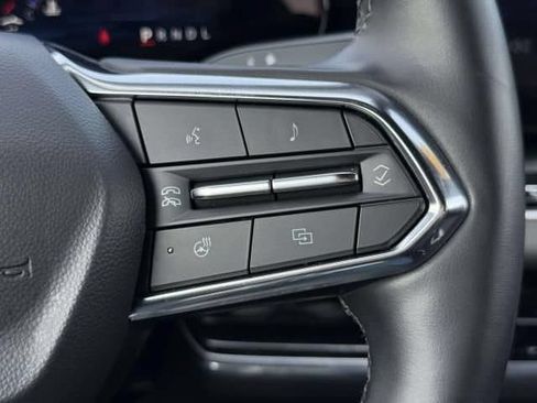 Used 2025 Chevrolet Equinox LT w/ Convenience Package II AWD/4WD image 23