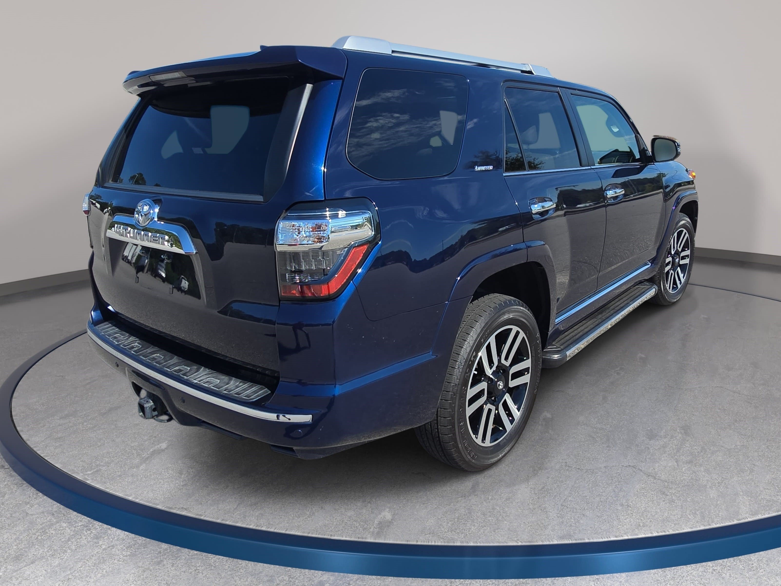 Used 2019 Toyota 4Runner Limited AWD/4WD image 5