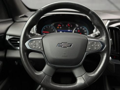 Used 2024 Chevrolet Traverse RS image 25