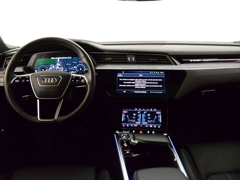 Used 2023 Audi e-tron Chronos w/ Chronos Package image 15