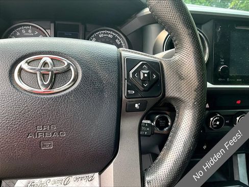 Used 2016 Toyota Tacoma TRD Sport w/ Towing Package AWD/4WD image 18