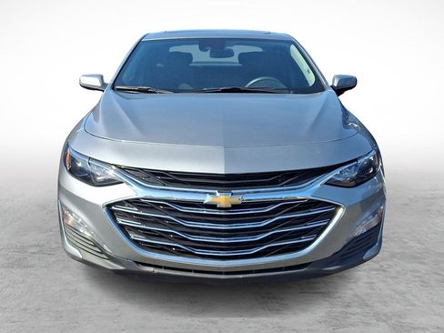 Used 2024 Chevrolet Malibu LT image 2