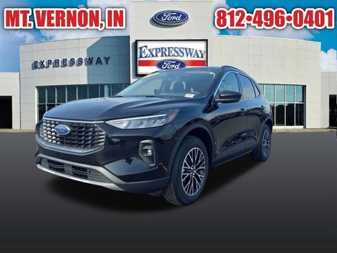 Used 2025 Ford Escape SE FWD image 2