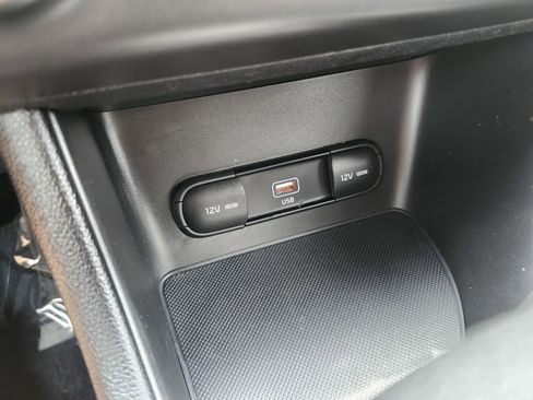 Used 2020 Kia Sportage LX FWD image 6