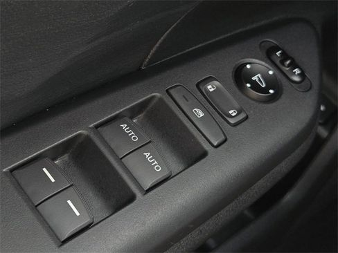 Used 2017 Honda Civic Touring image 28