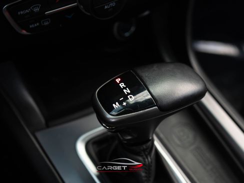 Used 2020 Dodge Charger Scat Pack image 32