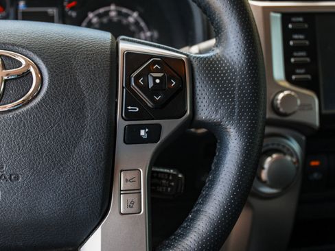 Used 2024 Toyota 4Runner SR5 Premium w/ Moonroof Package AWD/4WD image 15