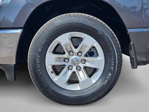 Used 2024 RAM 1500 Laramie RWD image 28