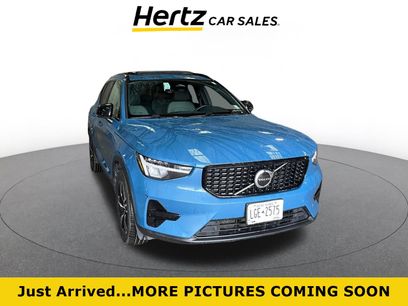 Used 2024 Volvo XC40 B5 Core