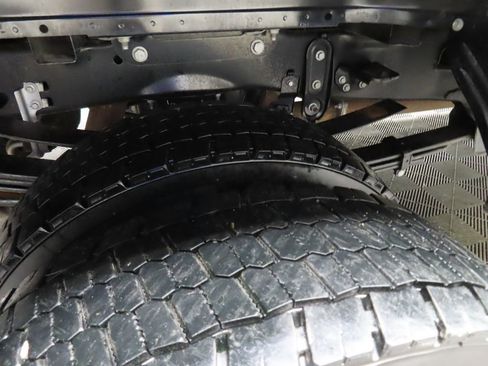 Used 2025 Ford F450 Platinum image 42