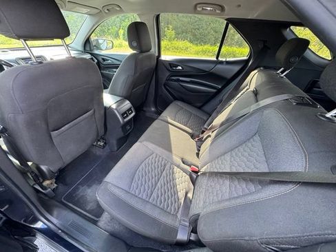 Used 2020 Chevrolet Equinox LT FWD image 16