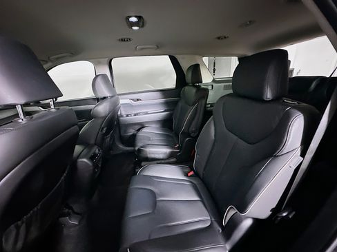 Used 2025 Hyundai Palisade SEL FWD image 28