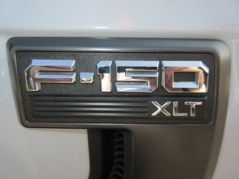 Used 2022 Ford F150 XLT w/ Equipment Group 302A High image 15