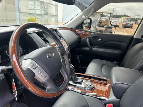 Used 2018 INFINITI QX80 2WD w/ Driver Assistance Package image 9