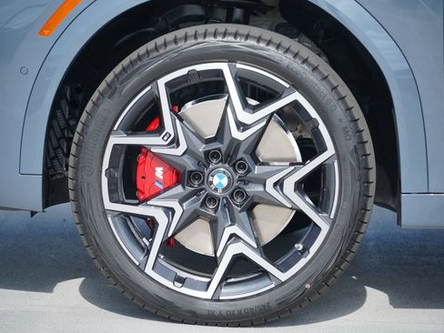New 2026 BMW X2 xDrive28i w/ M Sport Package AWD/4WD image 5