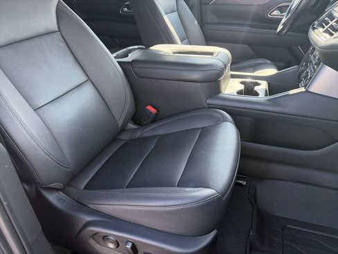 Used 2023 Chevrolet Tahoe LT w/ LT Signature Plus Package AWD/4WD image 37