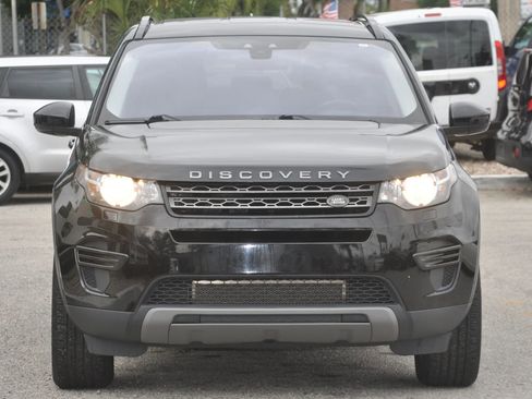 Used 2017 Land Rover Discovery Sport SE AWD/4WD image 25