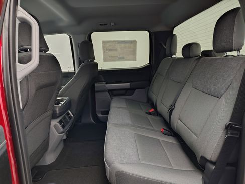 New 2025 Ford F150 Lightning XLT image 29