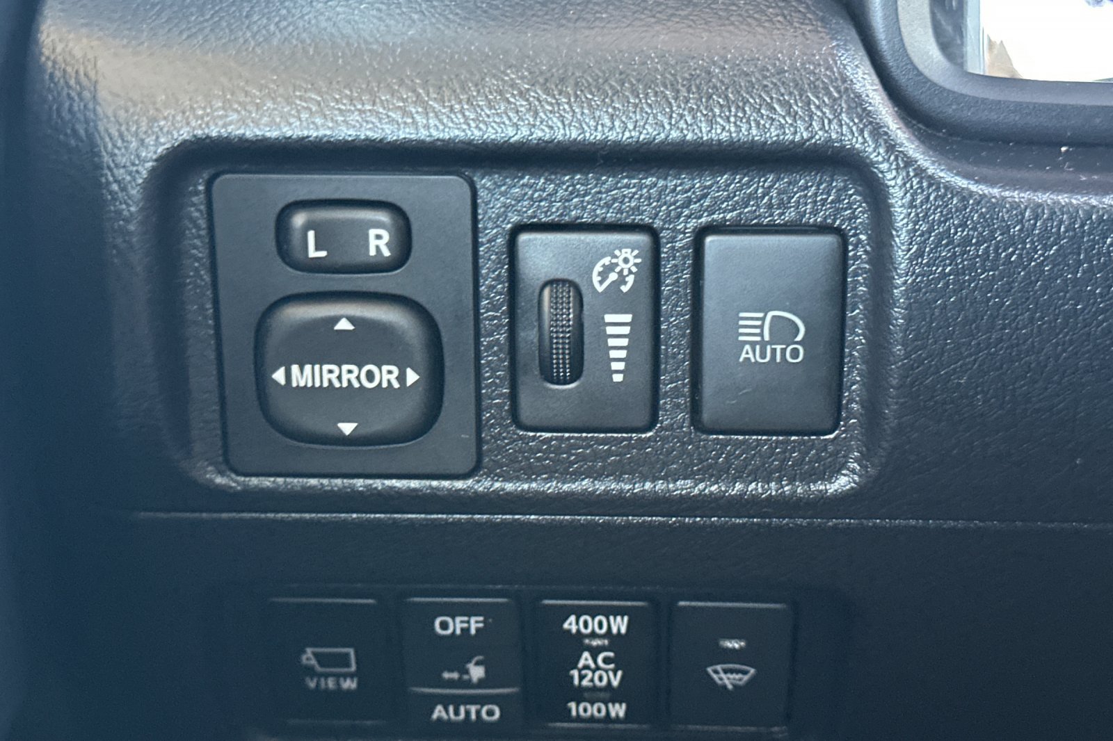 Certified 2024 Toyota 4Runner Limited AWD/4WD image 32