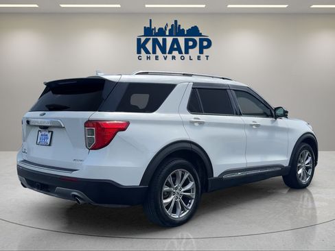 Used 2021 Ford Explorer Limited w/ Equipment Group 301A AWD/4WD image 5