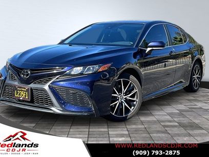 Used 2022 Toyota Camry SE w/ Carpet Mat Package (TMS)