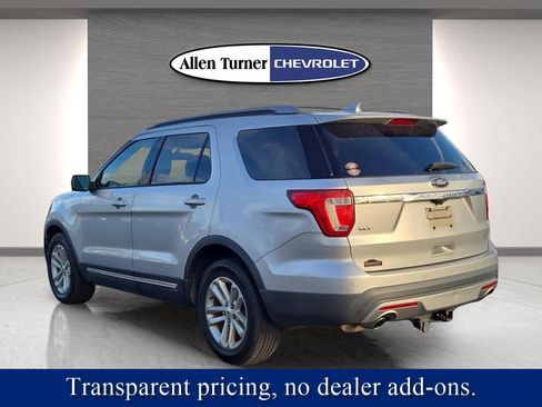 Used 2017 Ford Explorer XLT w/ Equipment Group 202A image 8