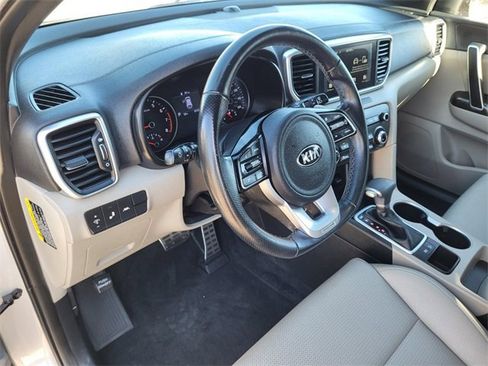 Used 2020 Kia Sportage S w/ S Sunroof Package image 15