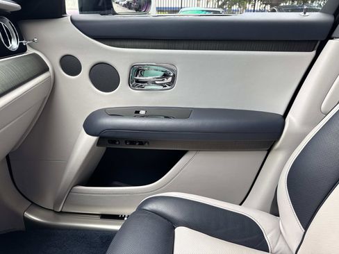 Used 2023 Rolls-Royce Ghost AWD/4WD image 37