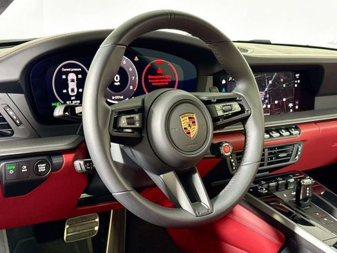 Used 2025 Porsche 911 Carrera RWD image 12