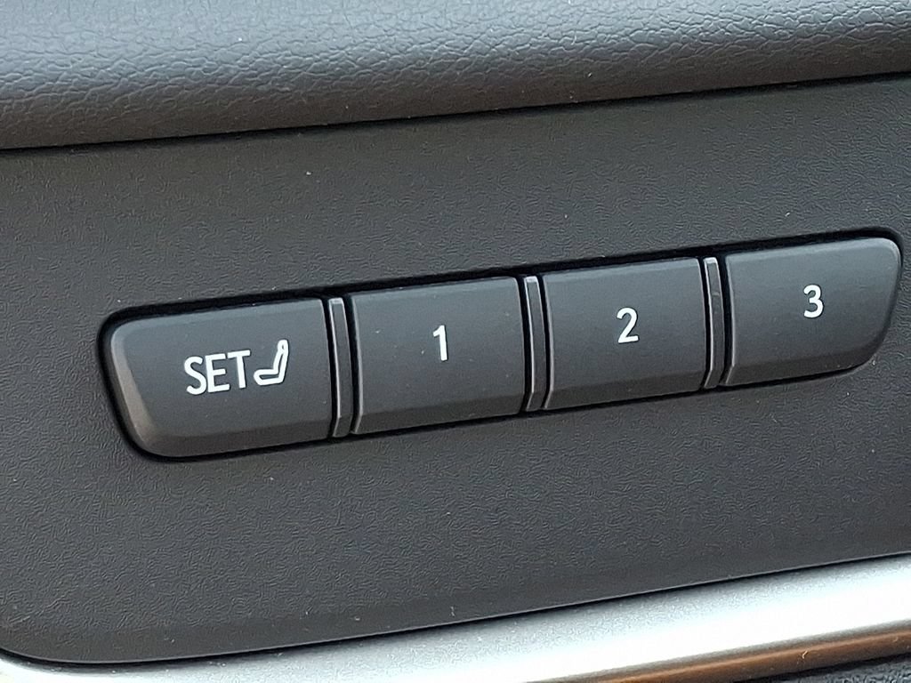 Used 2023 Lexus RZ 450e Premium w/ Technology Package AWD/4WD image 26