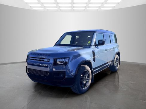 Used 2026 Land Rover Defender 110 X-Dynamic SE AWD/4WD image 1