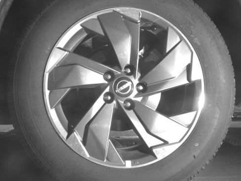 Used 2025 Nissan Rogue SV image 14